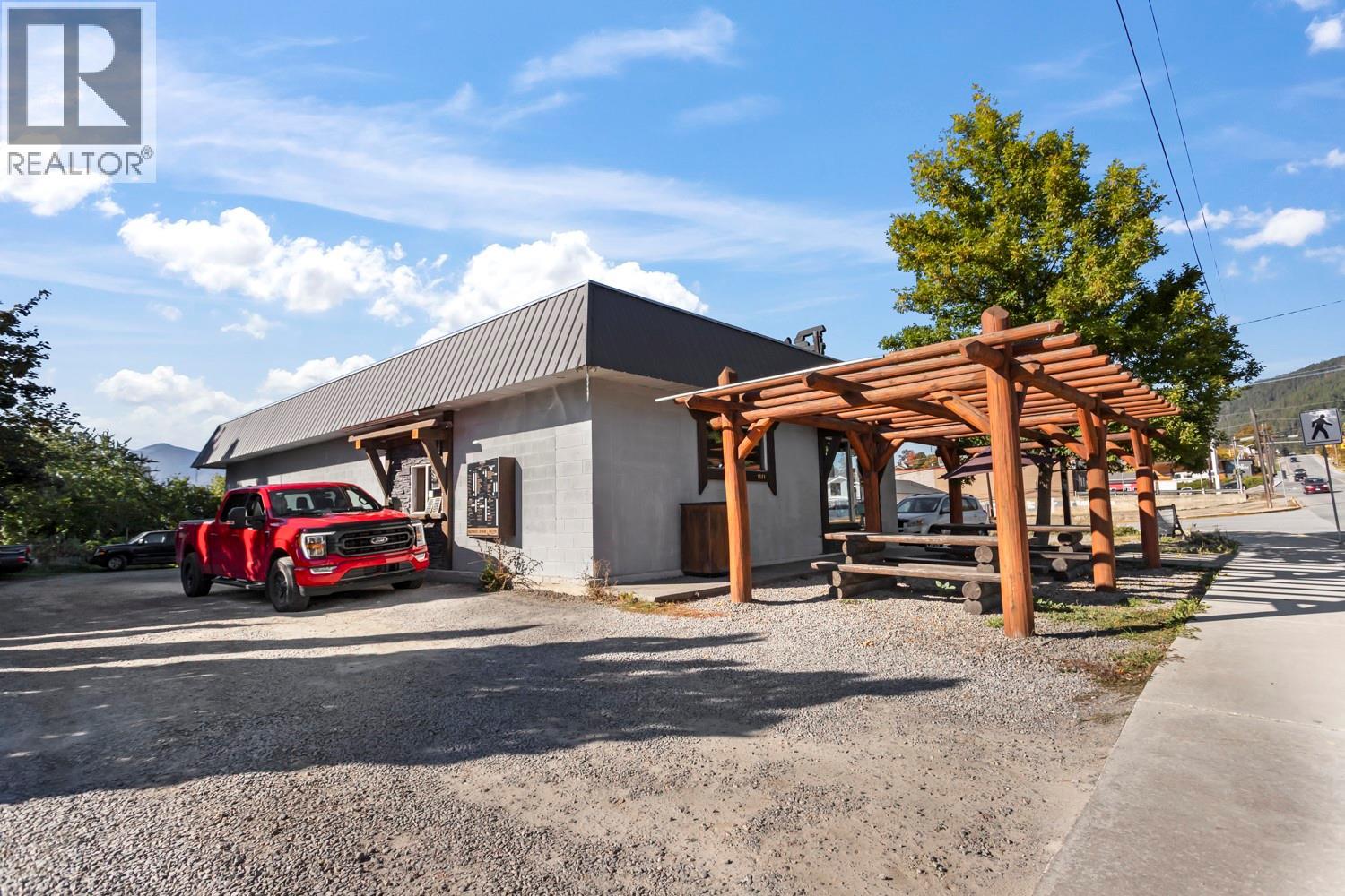 1521 Cook Street, Creston, British Columbia V0B 1G2 - Photo 4 - 10364936