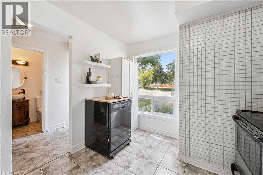 32 Mowat Boulevard Unit# 52, Kitchener, Ontario  N2E 1X4 - Photo 9 - 40774221