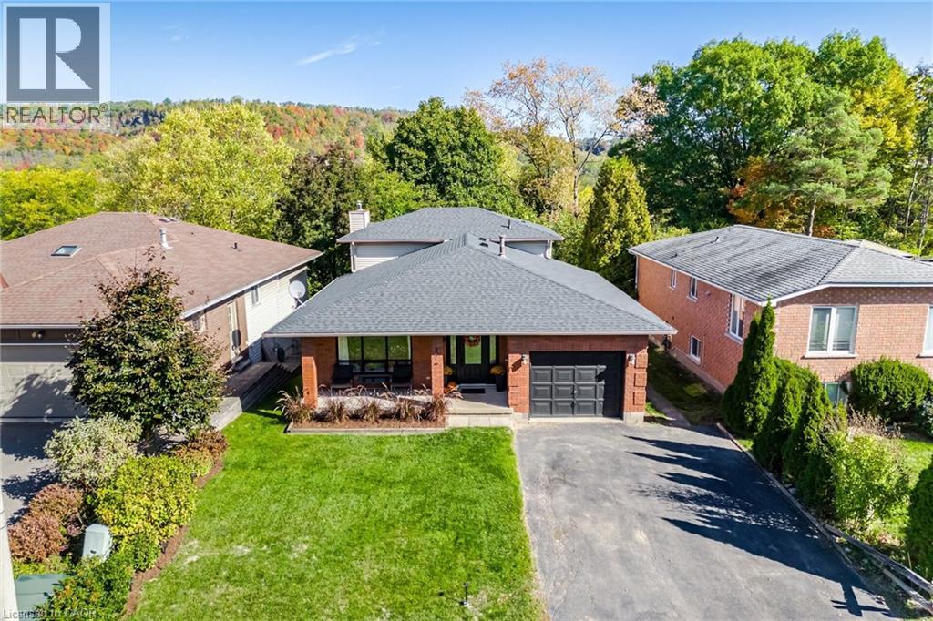 33 MORTON Avenue, Dundas, Ontario