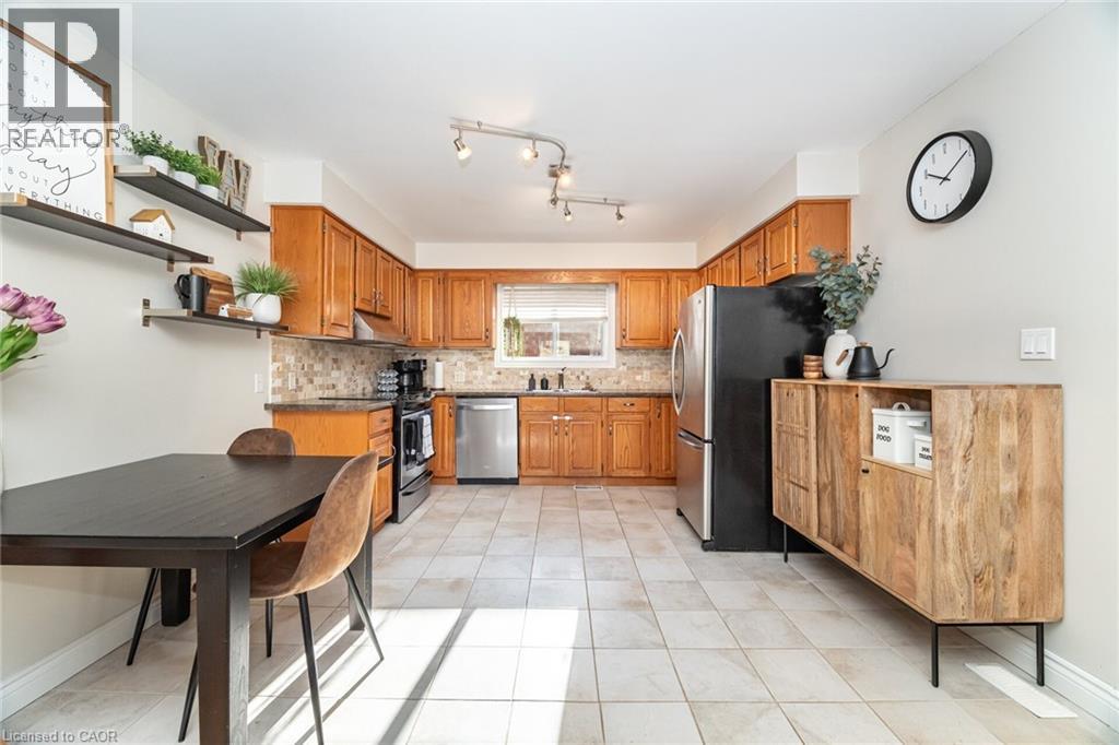 33 Morton Avenue, Dundas, Ontario  L9H 6W6 - Photo 18 - 40778772