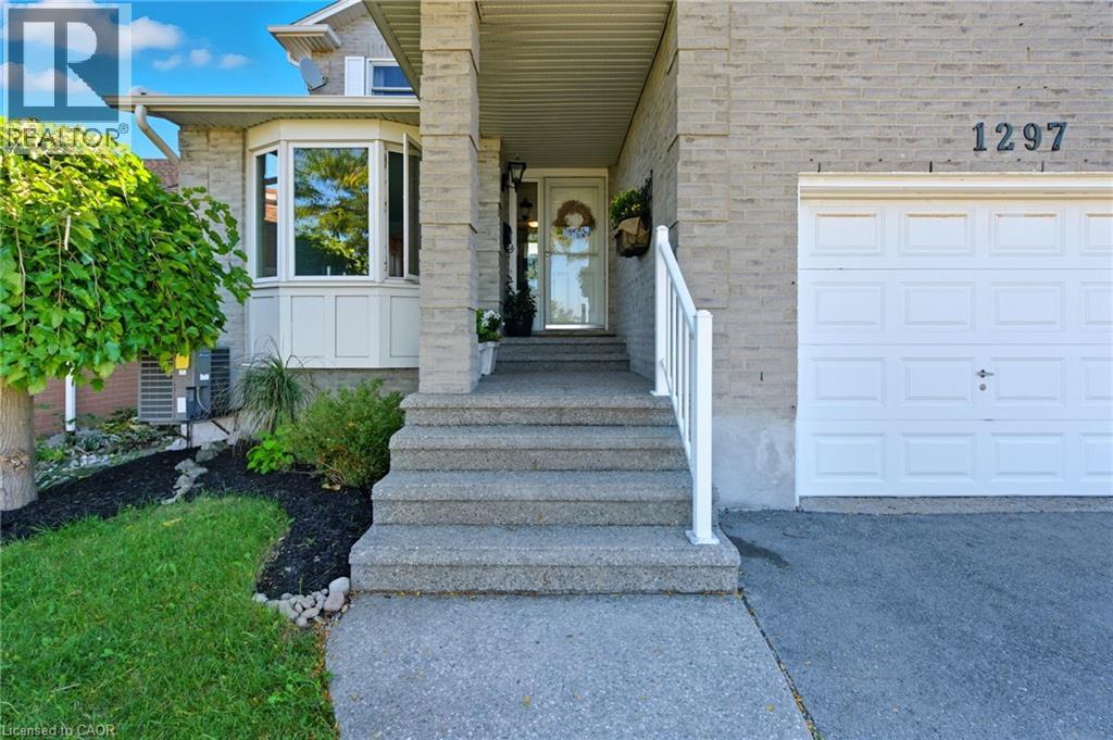 1297 Upper Sherman Avenue, Hamilton, Ontario  L8W 3E7 - Photo 4 - 40779505