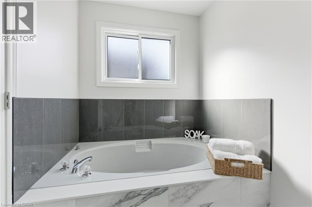 1297 Upper Sherman Avenue, Hamilton, Ontario  L8W 3E7 - Photo 39 - 40779505