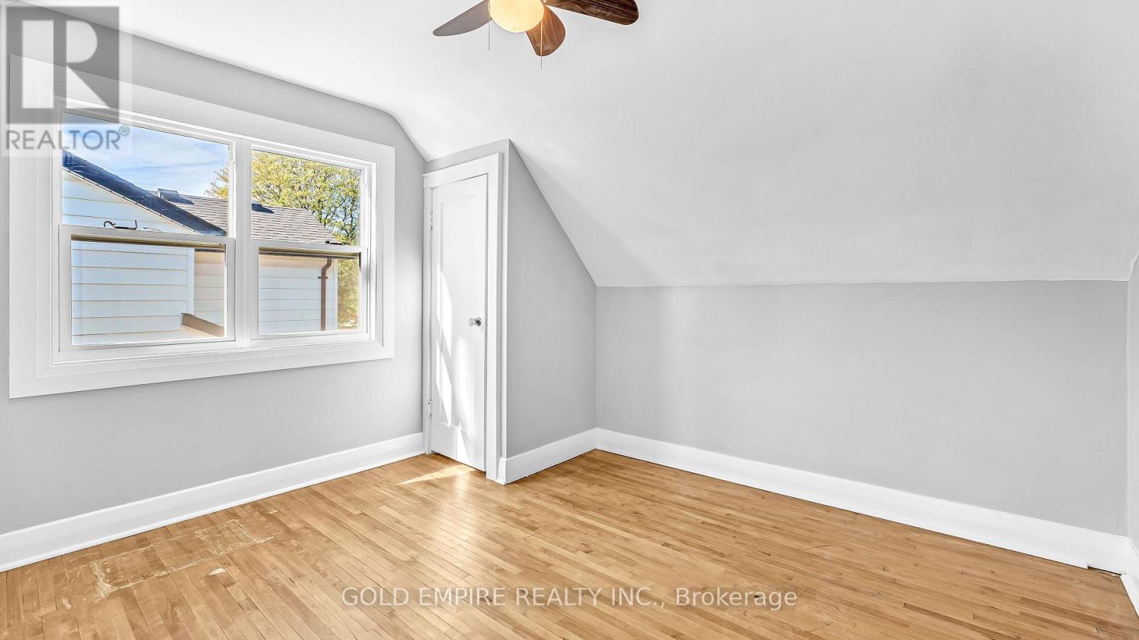 727 Whetter Avenue, London South (South H), Ontario  N6C 2H1 - Photo 18 - X12465893