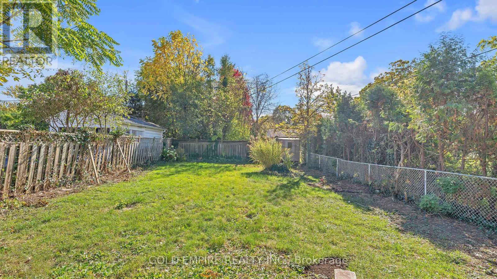 727 Whetter Avenue, London South (South H), Ontario  N6C 2H1 - Photo 23 - X12465893