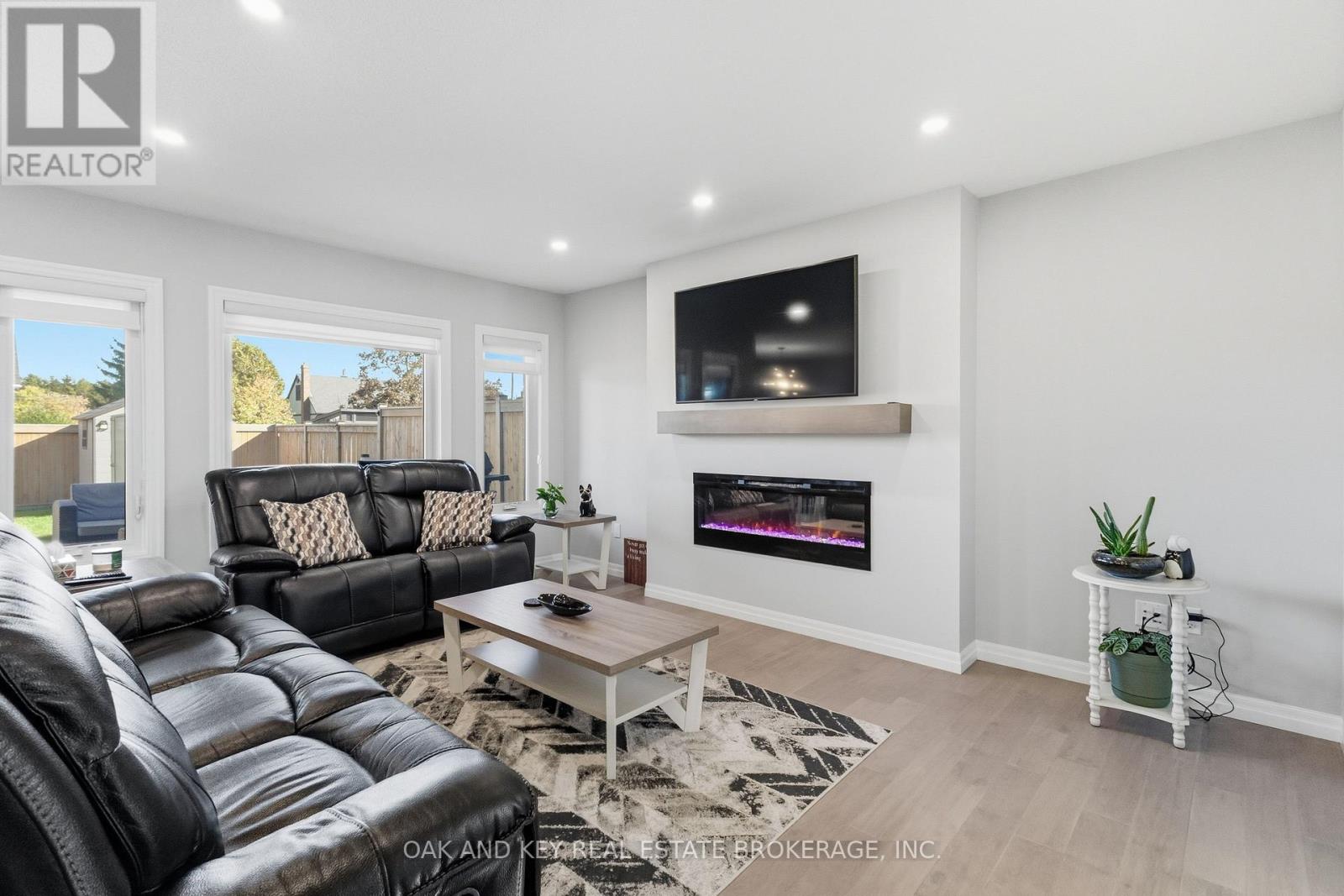 30 Harlequin Court, St. Thomas, Ontario  N5R 0L5 - Photo 14 - X12465896