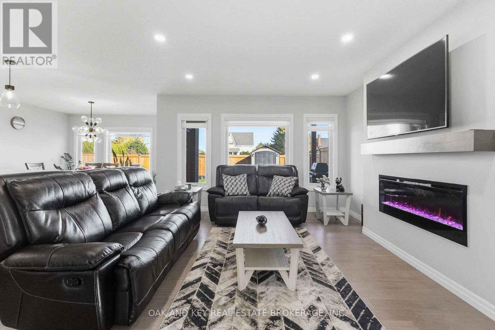 30 Harlequin Court, St. Thomas, Ontario  N5R 0L5 - Photo 16 - X12465896