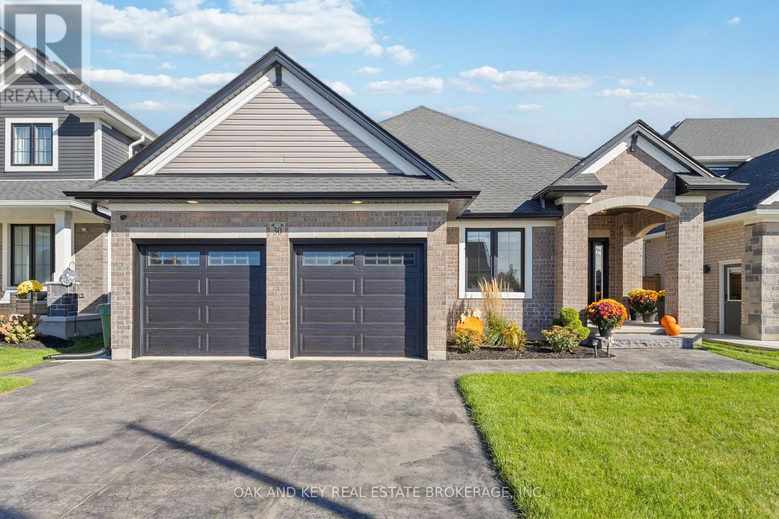 30 Harlequin Court, St. Thomas, Ontario  N5R 0L5 - Photo 3 - X12465896