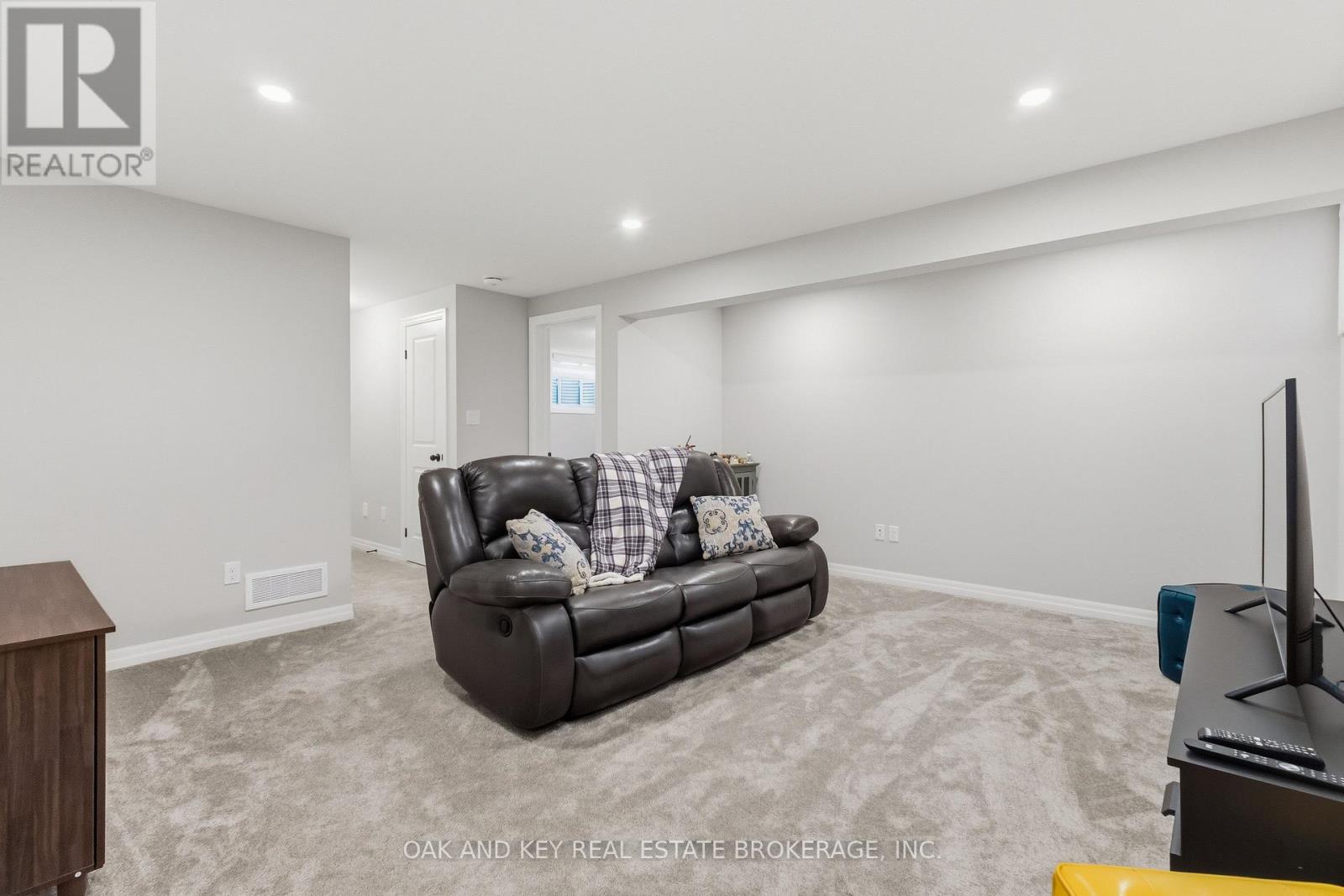 30 Harlequin Court, St. Thomas, Ontario  N5R 0L5 - Photo 40 - X12465896