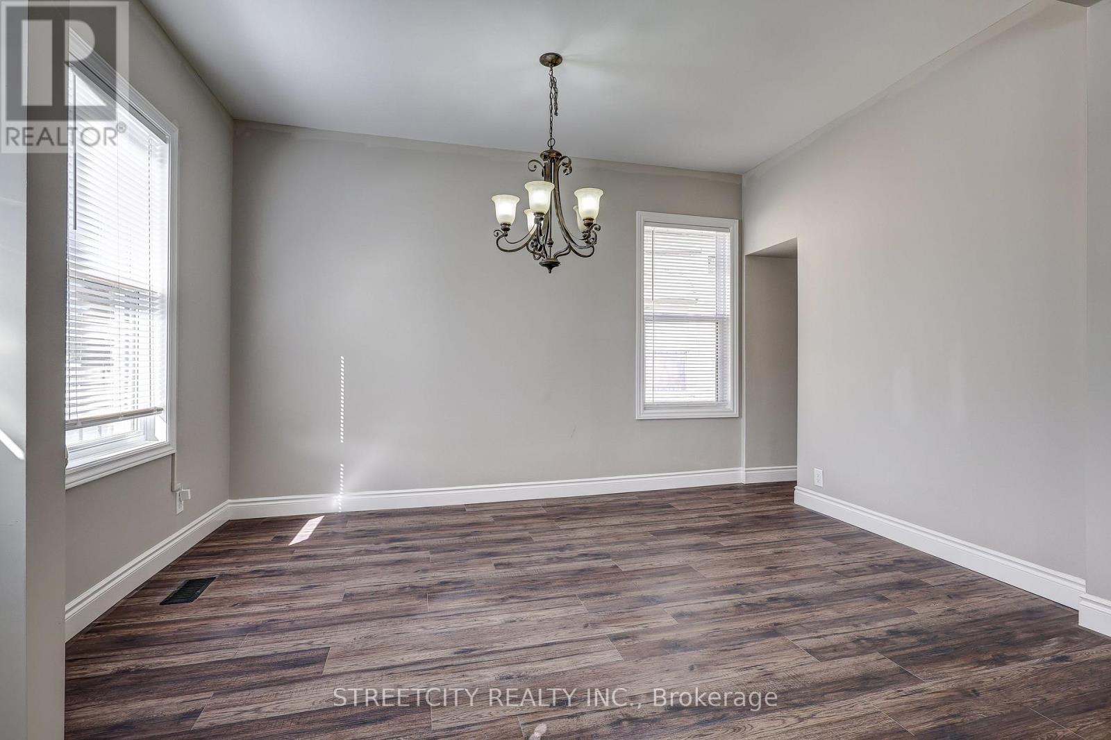 310 Egerton Street, London East, Ontario  N5Z 2G7 - Photo 9 - X12465939