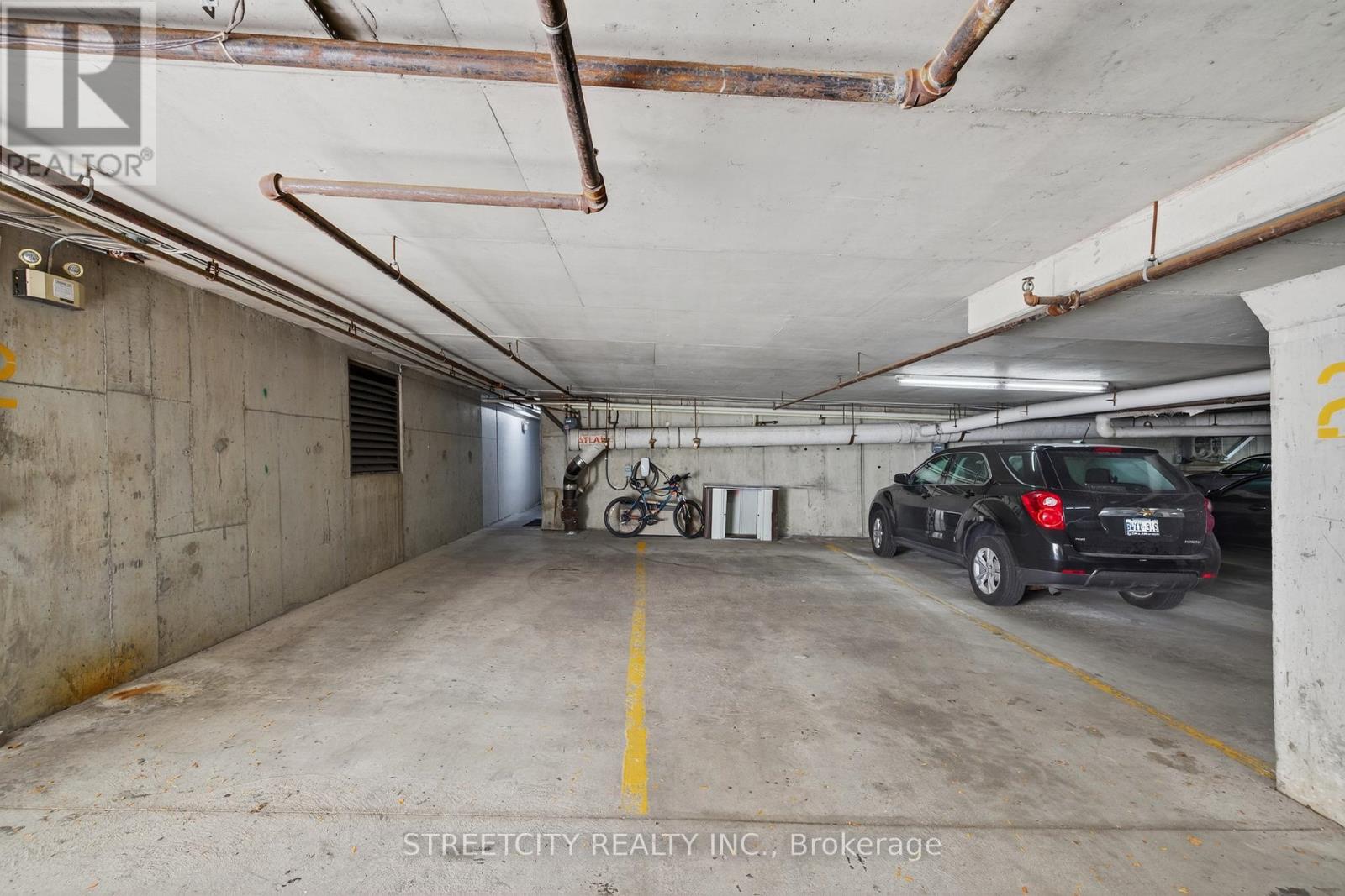 2-152 Albert Street, London East (East F), Ontario  N6A 1M1 - Photo 37 - X12465977
