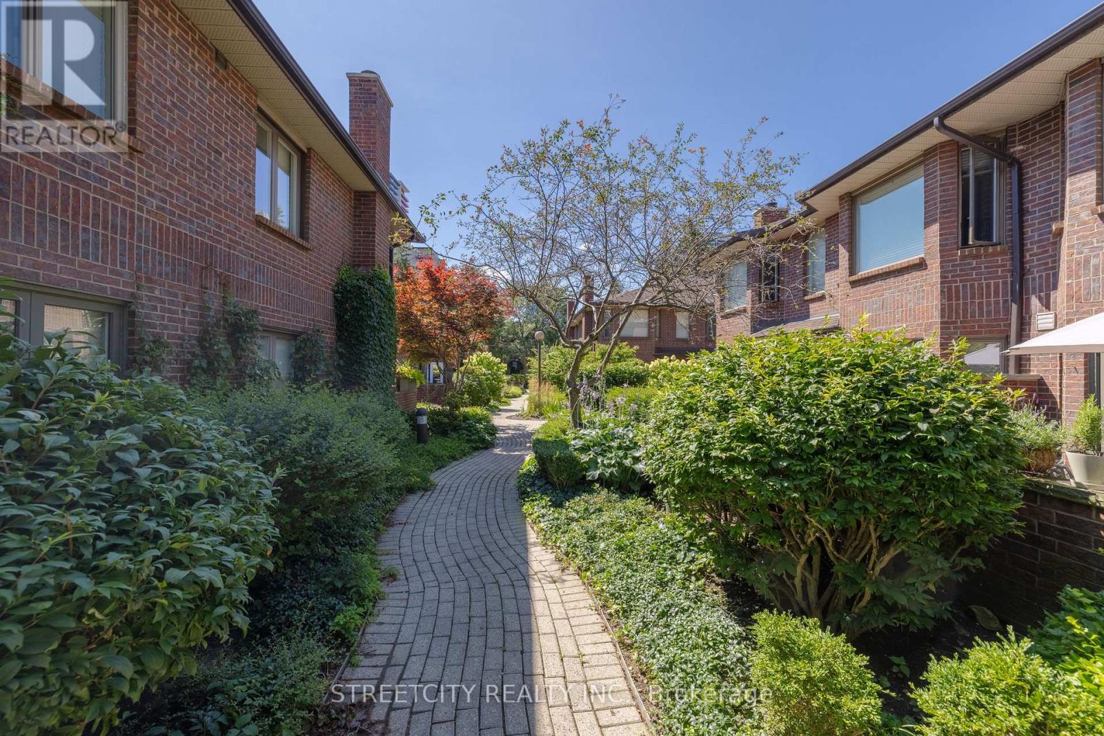 2-152 Albert Street, London East (East F), Ontario  N6A 1M1 - Photo 50 - X12465977