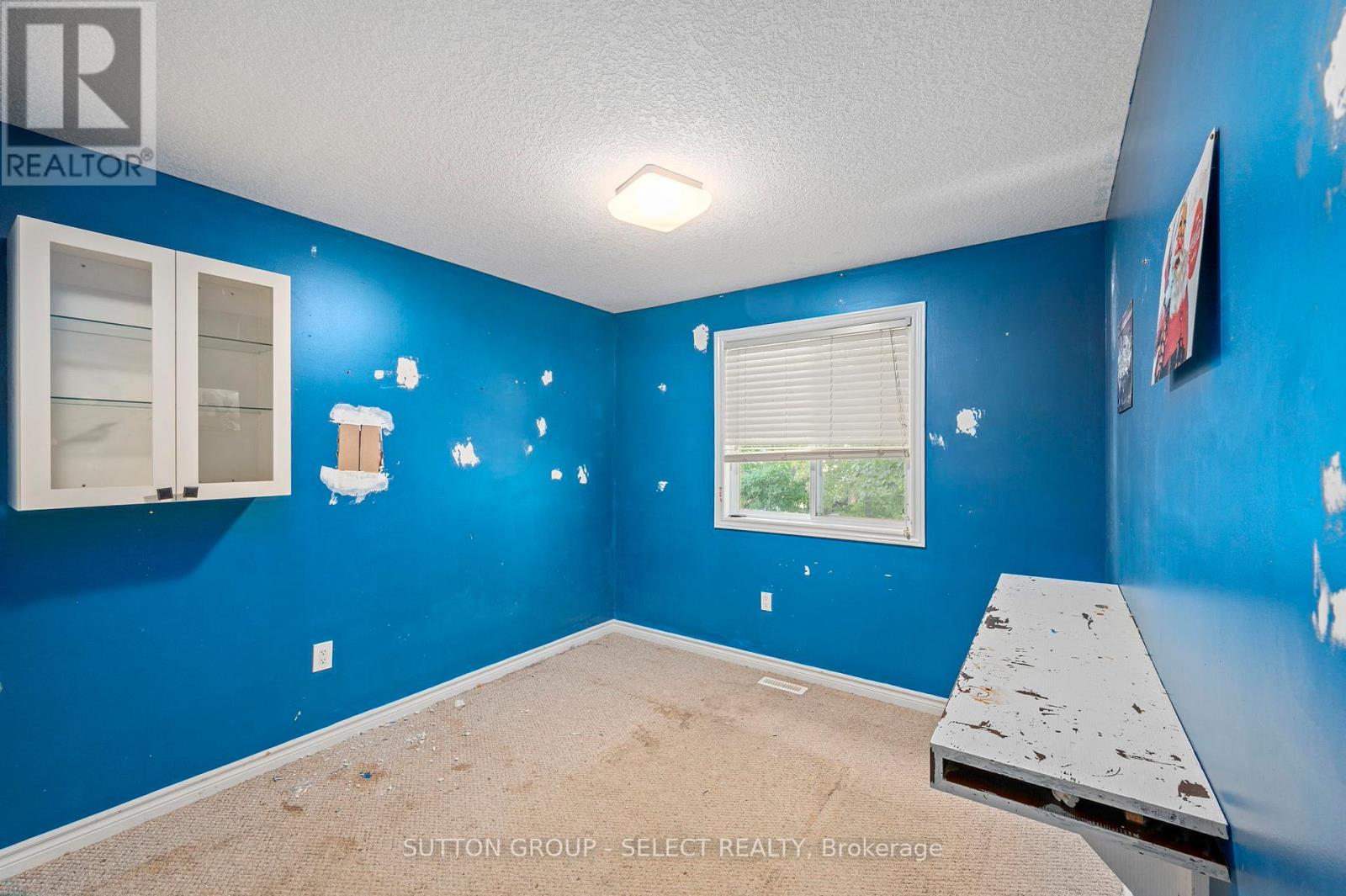 115 Bridle Path, Strathroy-Caradoc, Ontario  N7G 4K2 - Photo 12 - X12465990