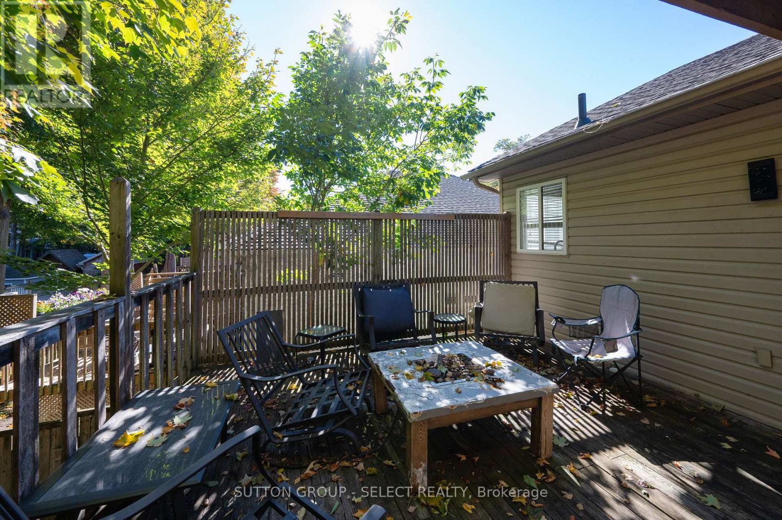 115 Bridle Path, Strathroy-Caradoc, Ontario  N7G 4K2 - Photo 28 - X12465990