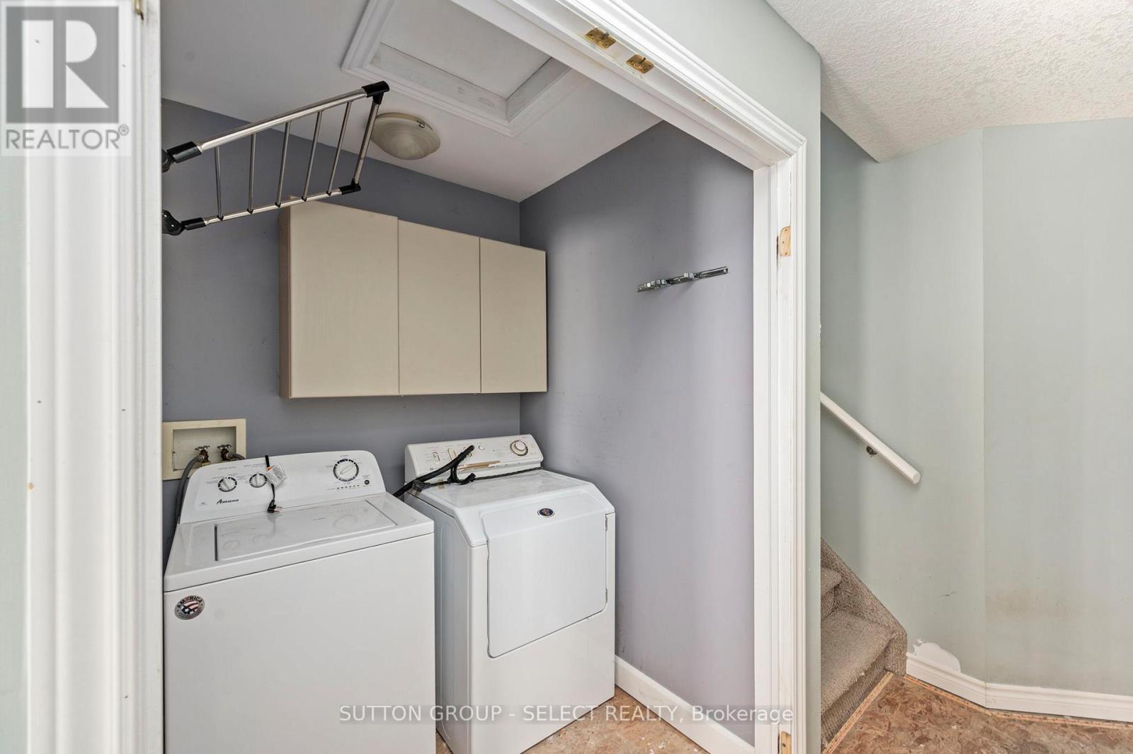 115 Bridle Path, Strathroy-Caradoc, Ontario  N7G 4K2 - Photo 9 - X12465990