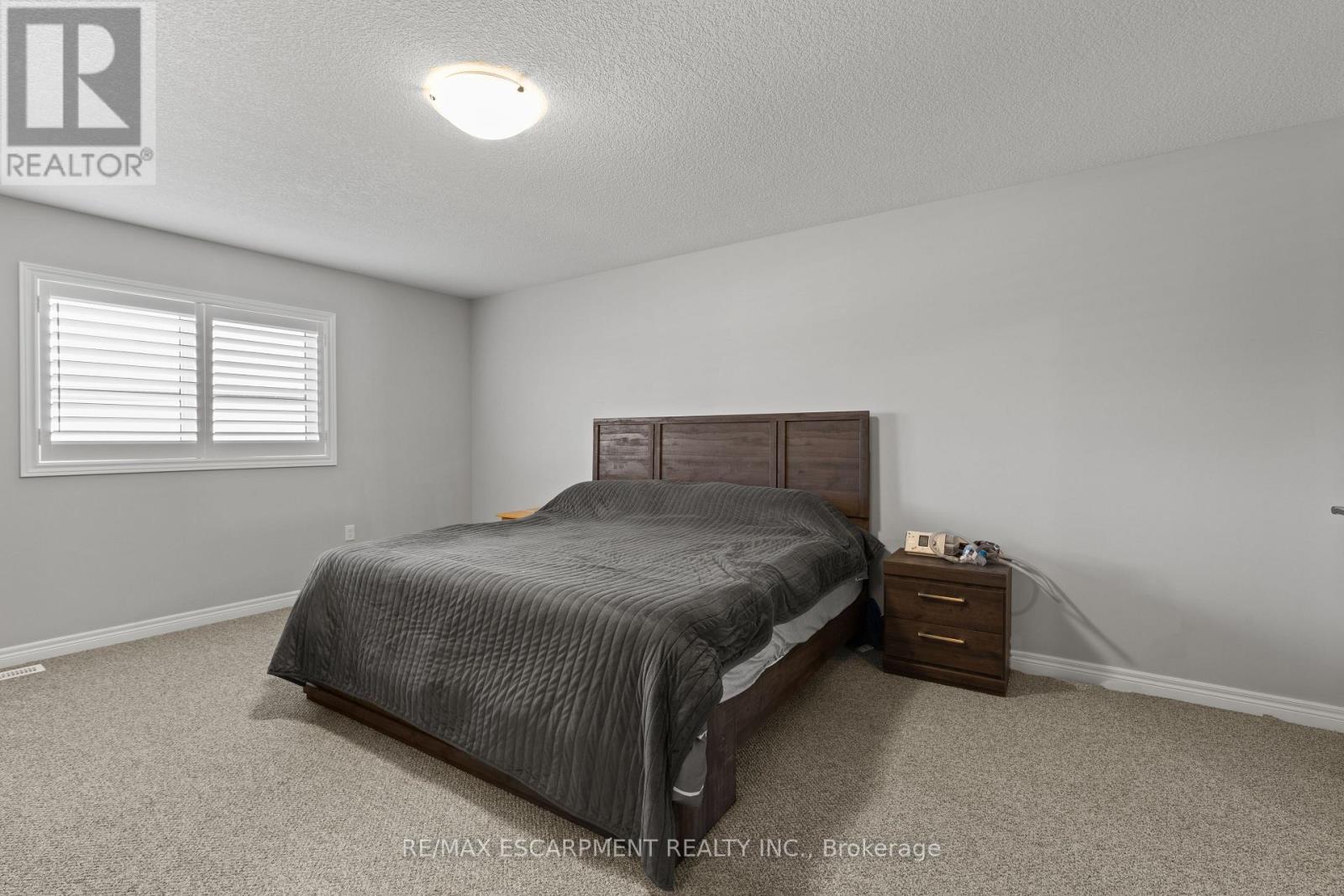 23 Zoe Lane, Hamilton, Ontario  L0R 1C0 - Photo 25 - X12465717