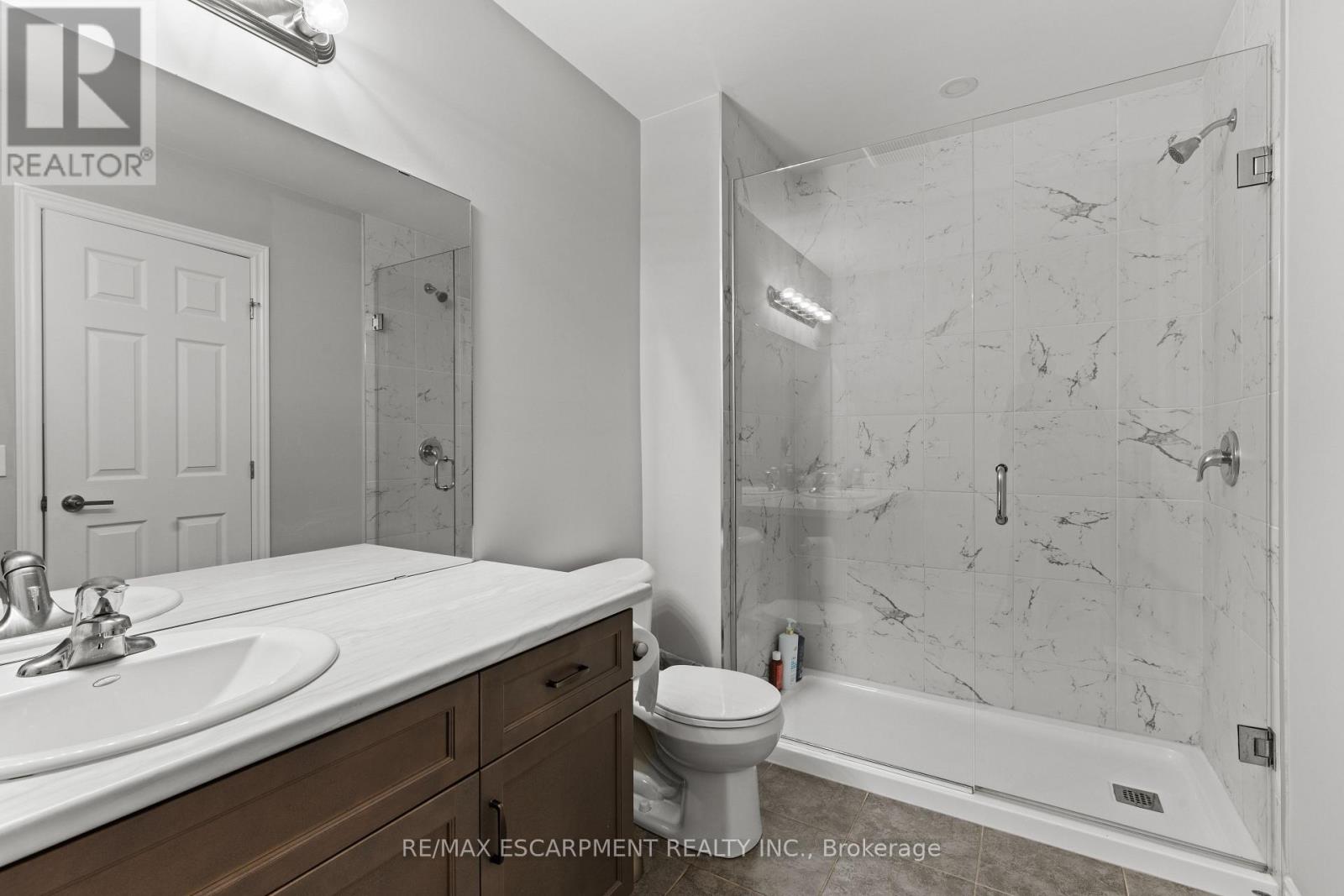 23 Zoe Lane, Hamilton, Ontario  L0R 1C0 - Photo 29 - X12465717