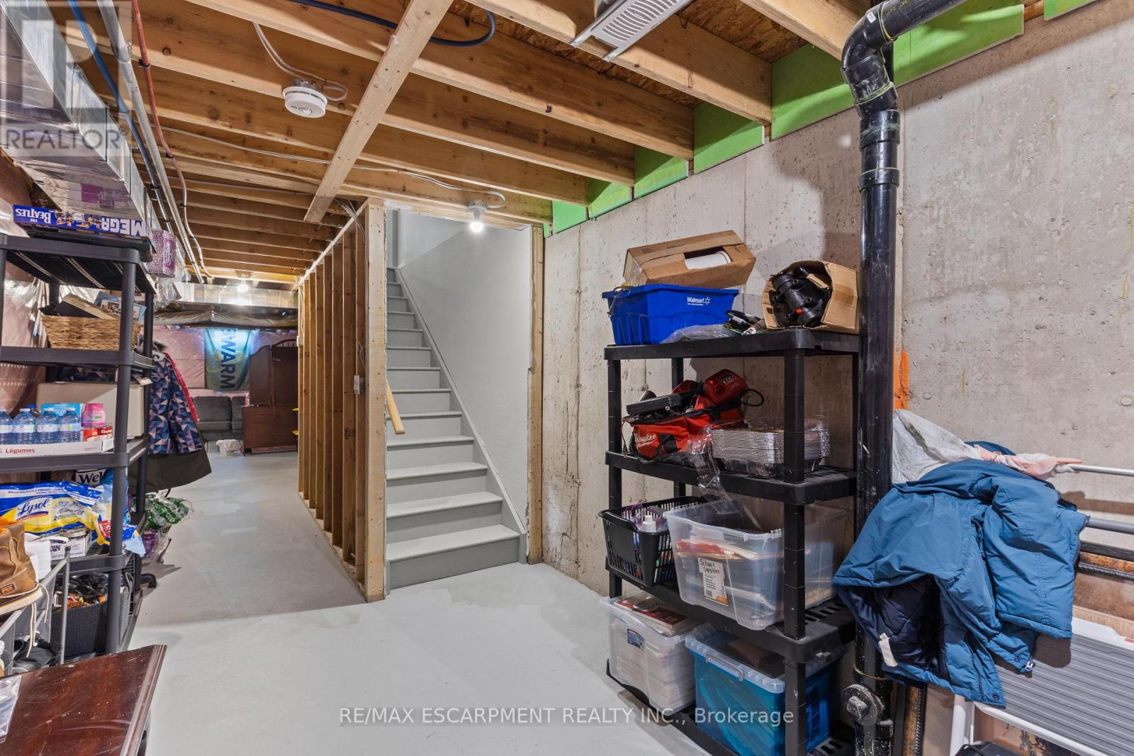 23 Zoe Lane, Hamilton, Ontario  L0R 1C0 - Photo 36 - X12465717