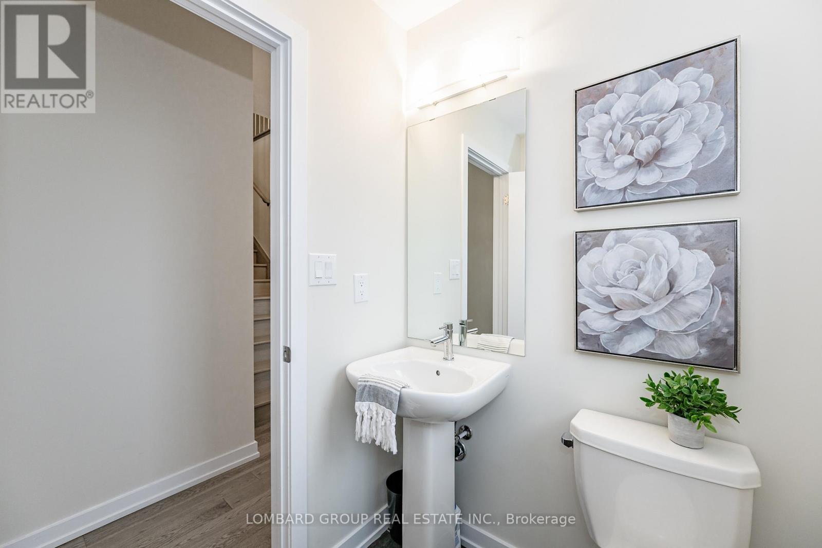 116 Whithorn Crescent, Haldimand, Ontario  N3W 0G4 - Photo 7 - X12465721