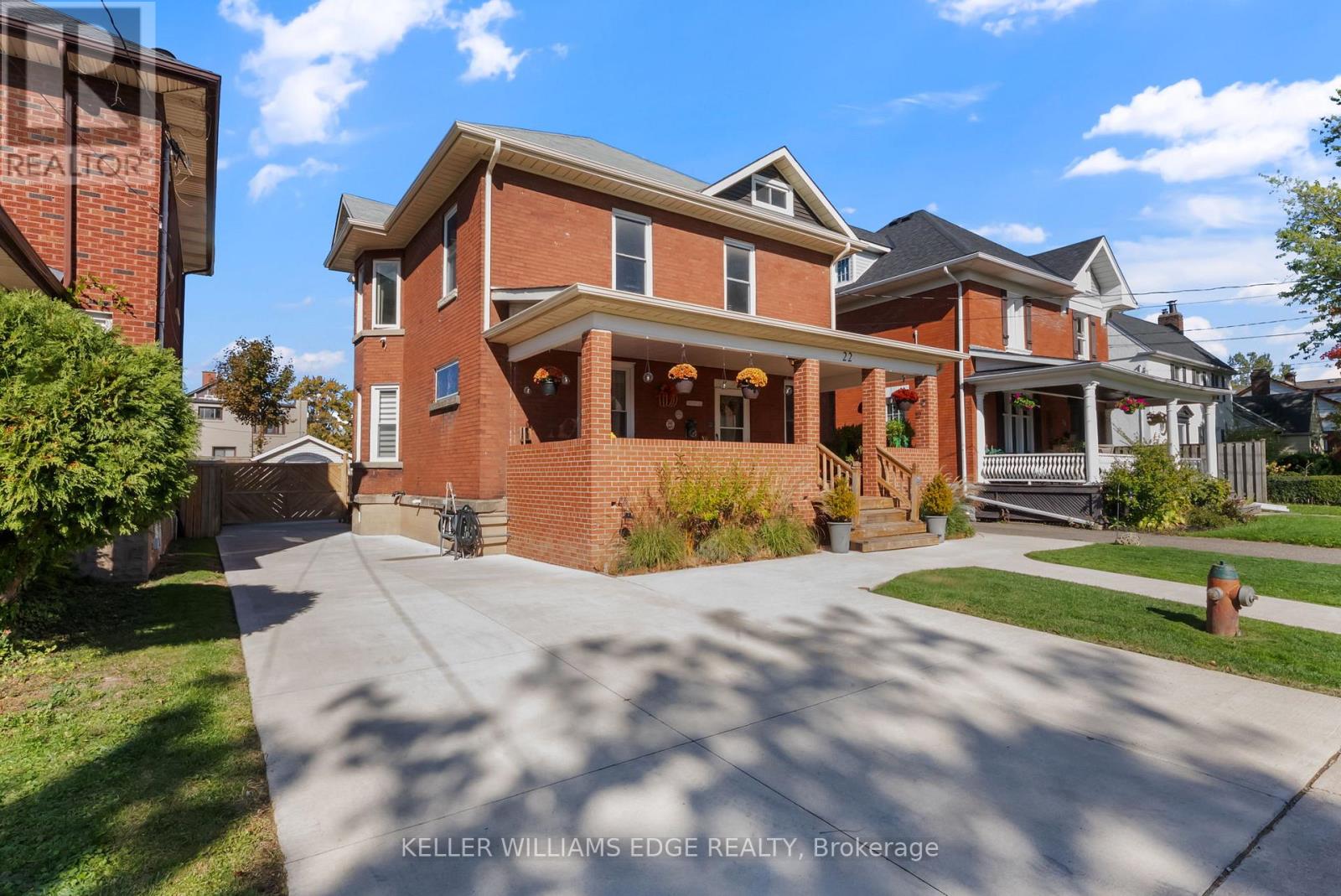 22 Griffith Street, Welland, Ontario  L3B 4G4 - Photo 2 - X12465746