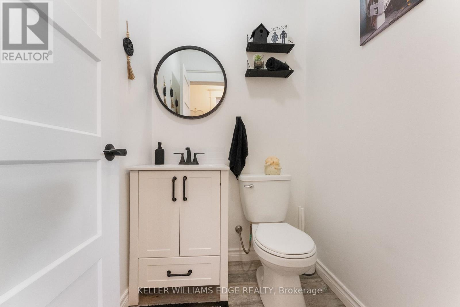 22 Griffith Street, Welland, Ontario  L3B 4G4 - Photo 21 - X12465746