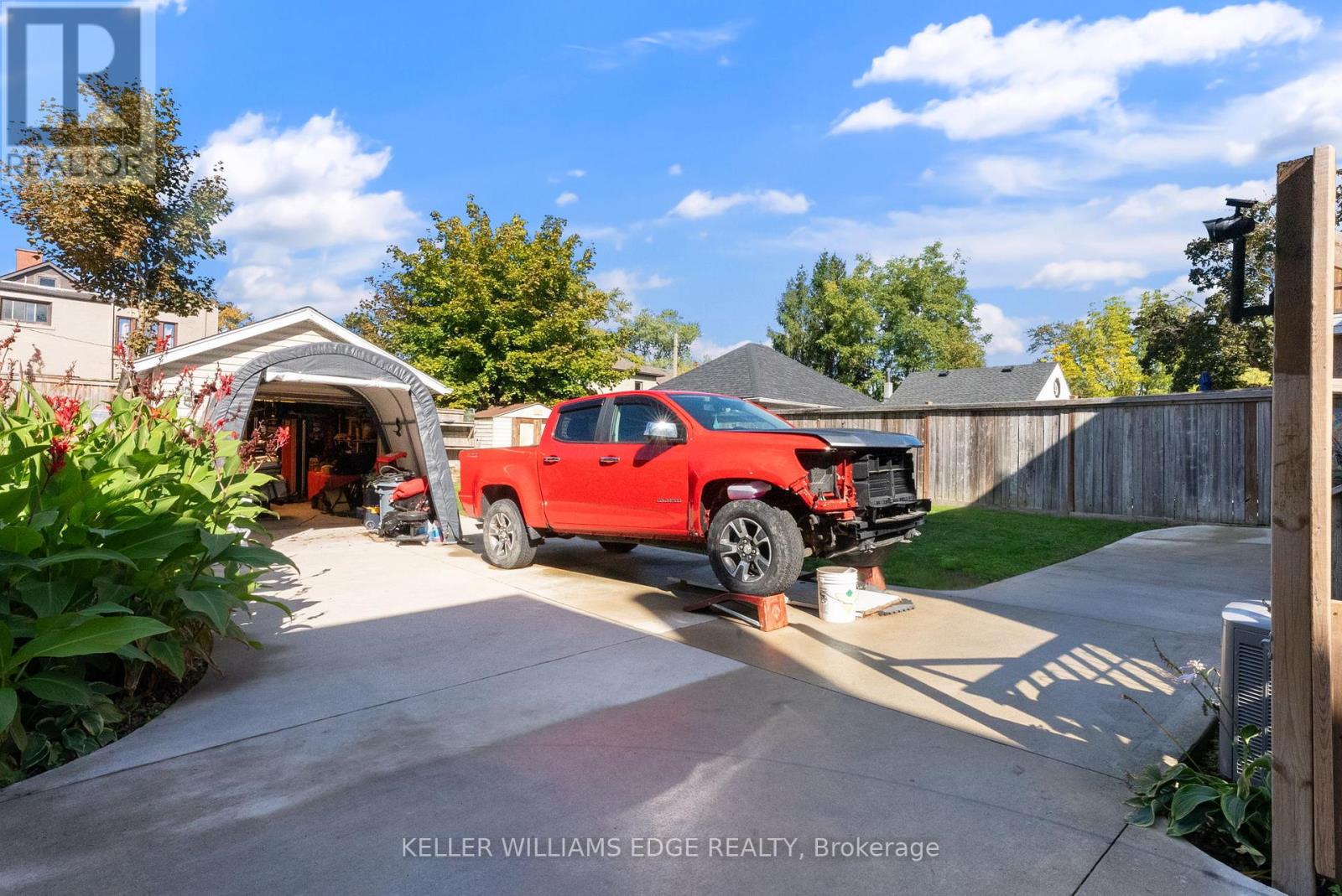 22 Griffith Street, Welland, Ontario  L3B 4G4 - Photo 6 - X12465746