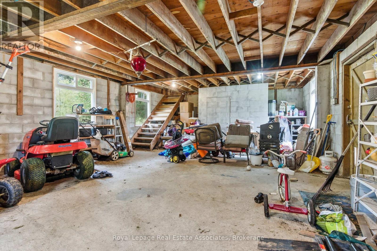 1967 Regional 97 Road, Hamilton, Ontario  N1R 5S7 - Photo 45 - X12465747