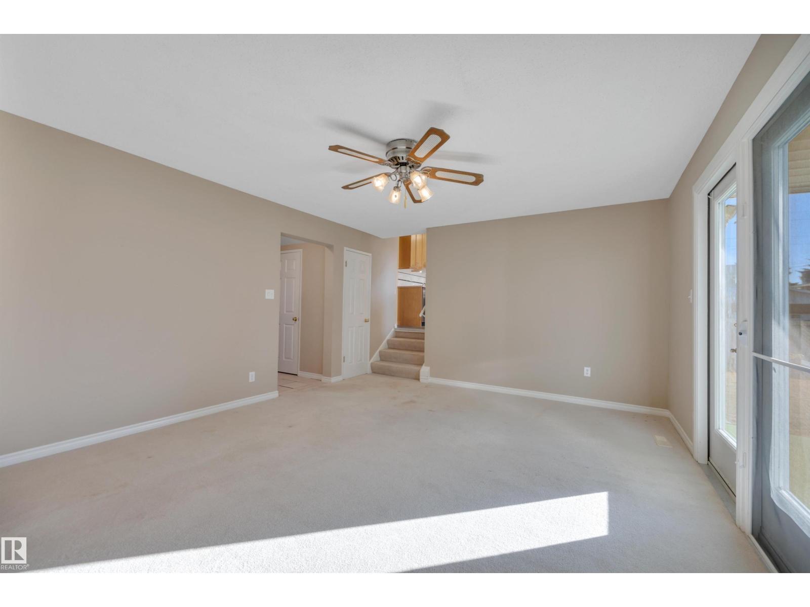10536 30 Av Nw, Edmonton, Alberta  T6J 2Y2 - Photo 14 - E4462305