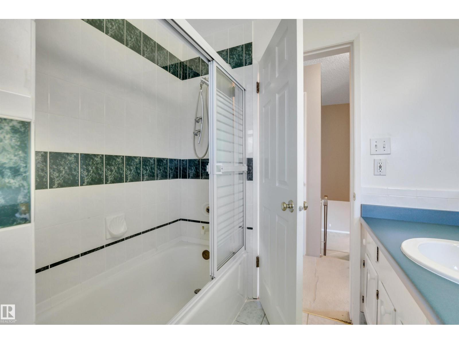 10536 30 Av Nw, Edmonton, Alberta  T6J 2Y2 - Photo 28 - E4462305