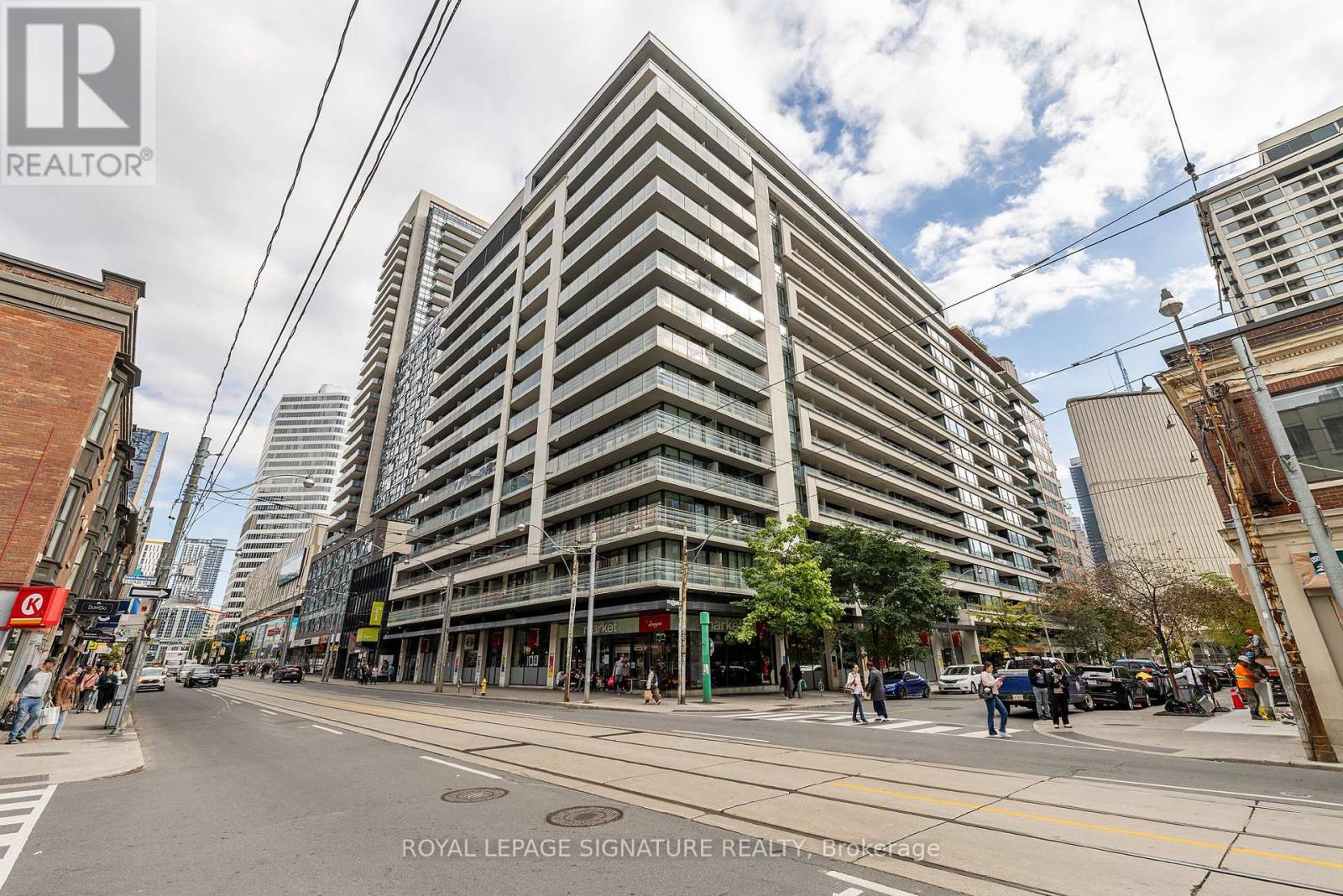 915 - 111 Elizabeth Street, Toronto, Ontario  M5G 1P7 - Photo 1 - C12465786