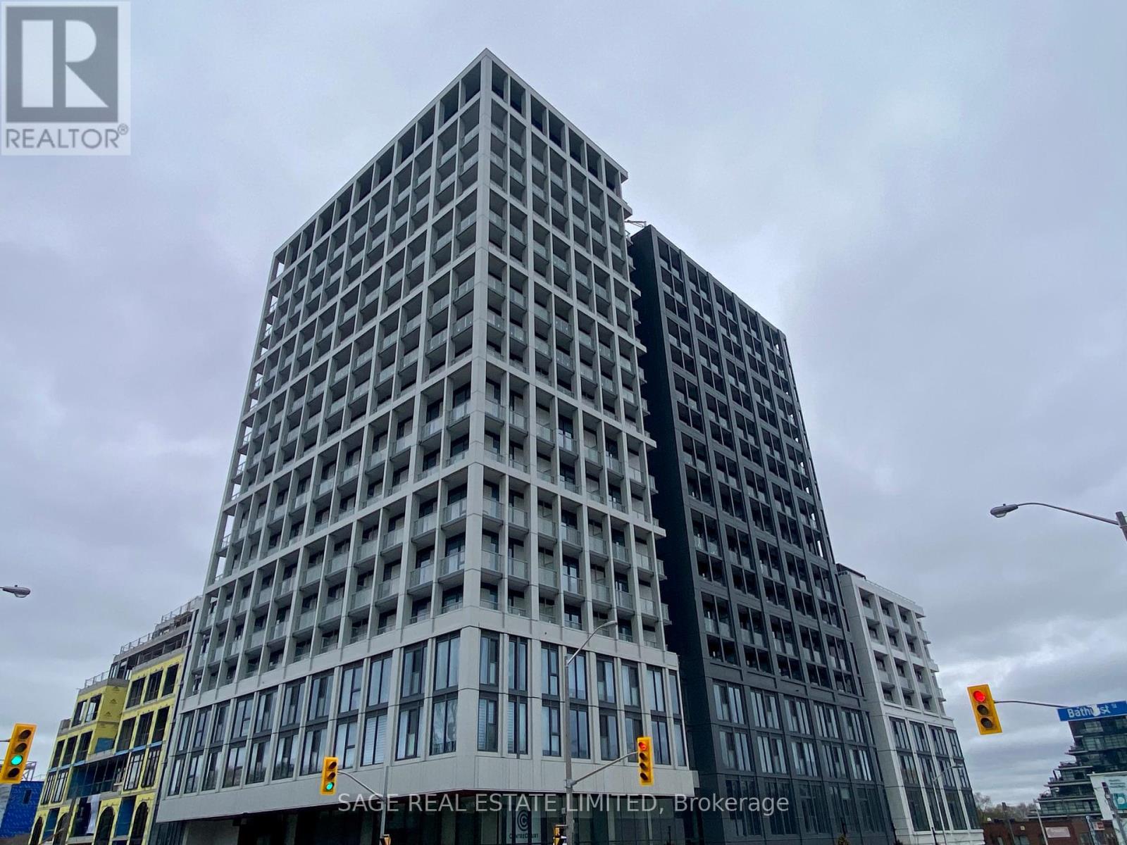 602 - 2020 Bathurst Street, Toronto, Ontario  M5P 0A6 - Photo 1 - C12465797