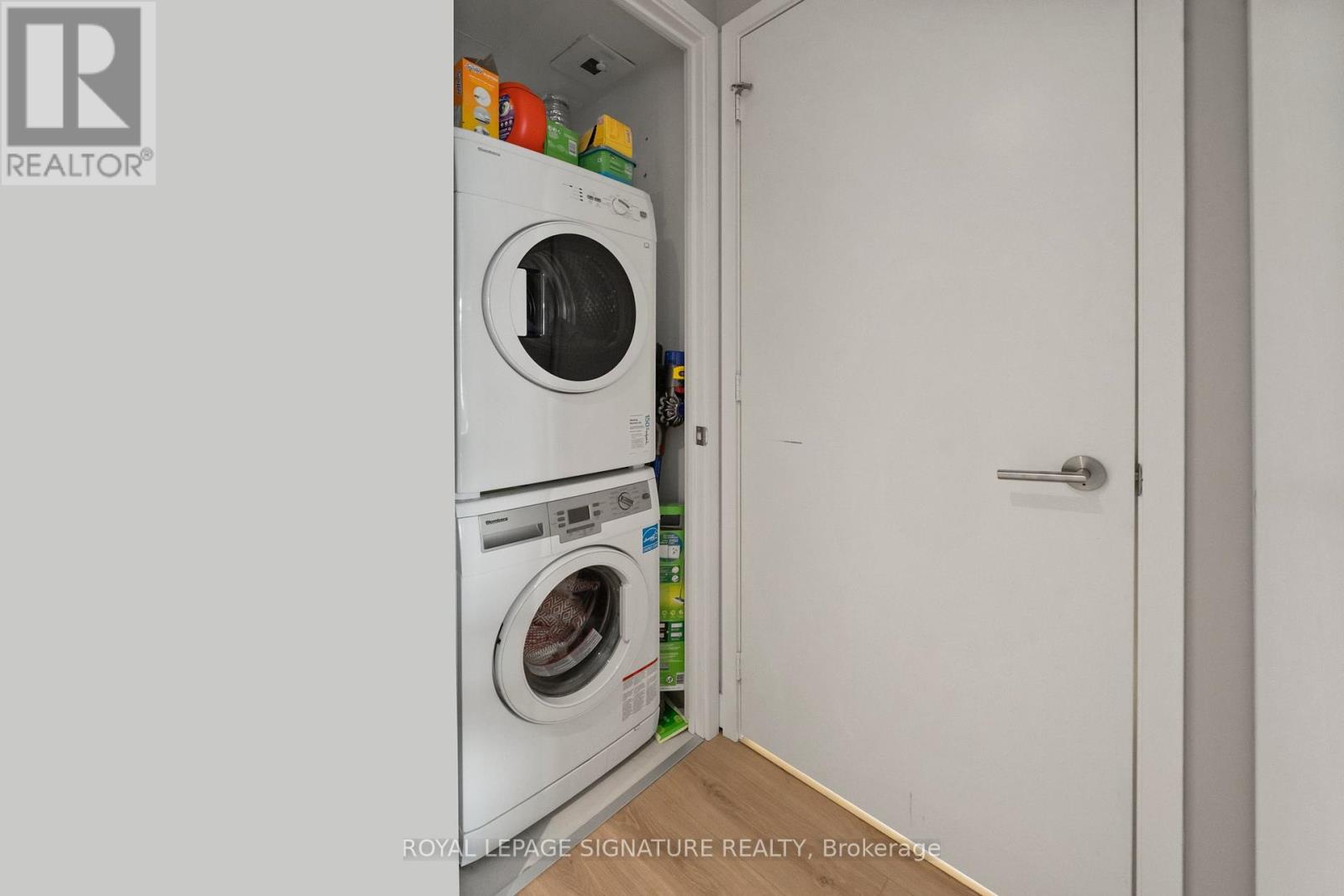 2711 - 161 Roehampton Avenue, Toronto, Ontario  M4P 0C8 - Photo 29 - C12465800
