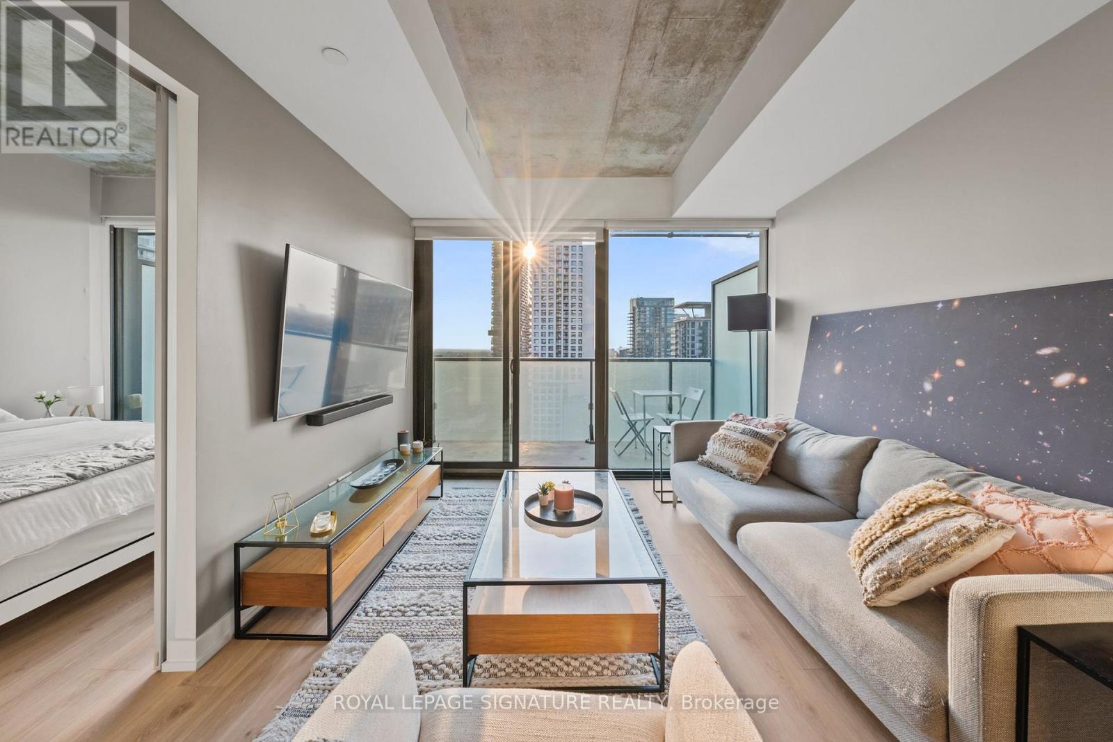 2711 - 161 Roehampton Avenue, Toronto, Ontario  M4P 0C8 - Photo 4 - C12465800