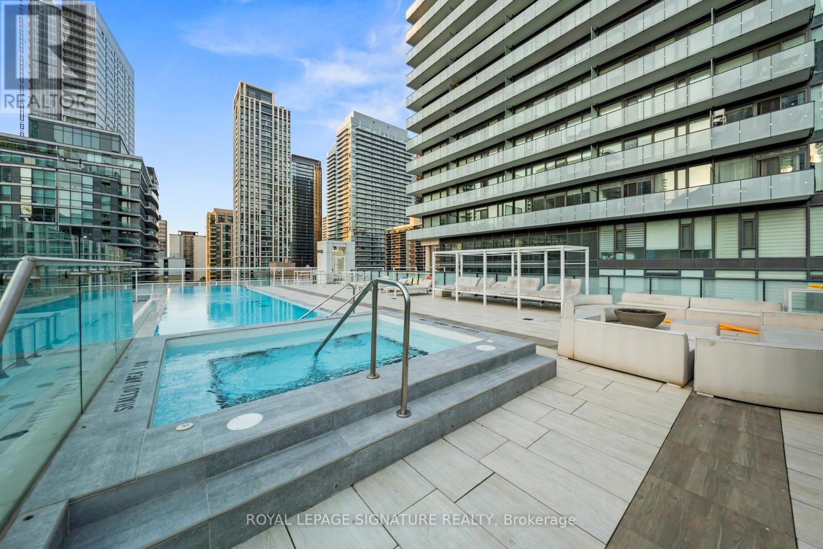 2711 - 161 Roehampton Avenue, Toronto, Ontario  M4P 0C8 - Photo 40 - C12465800
