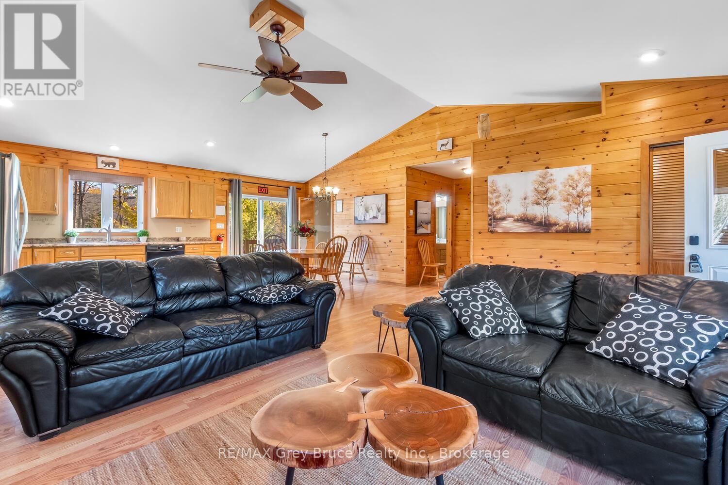 104 Maple Drive, Northern Bruce Peninsula, Ontario  N0H 1Z0 - Photo 16 - X12465894
