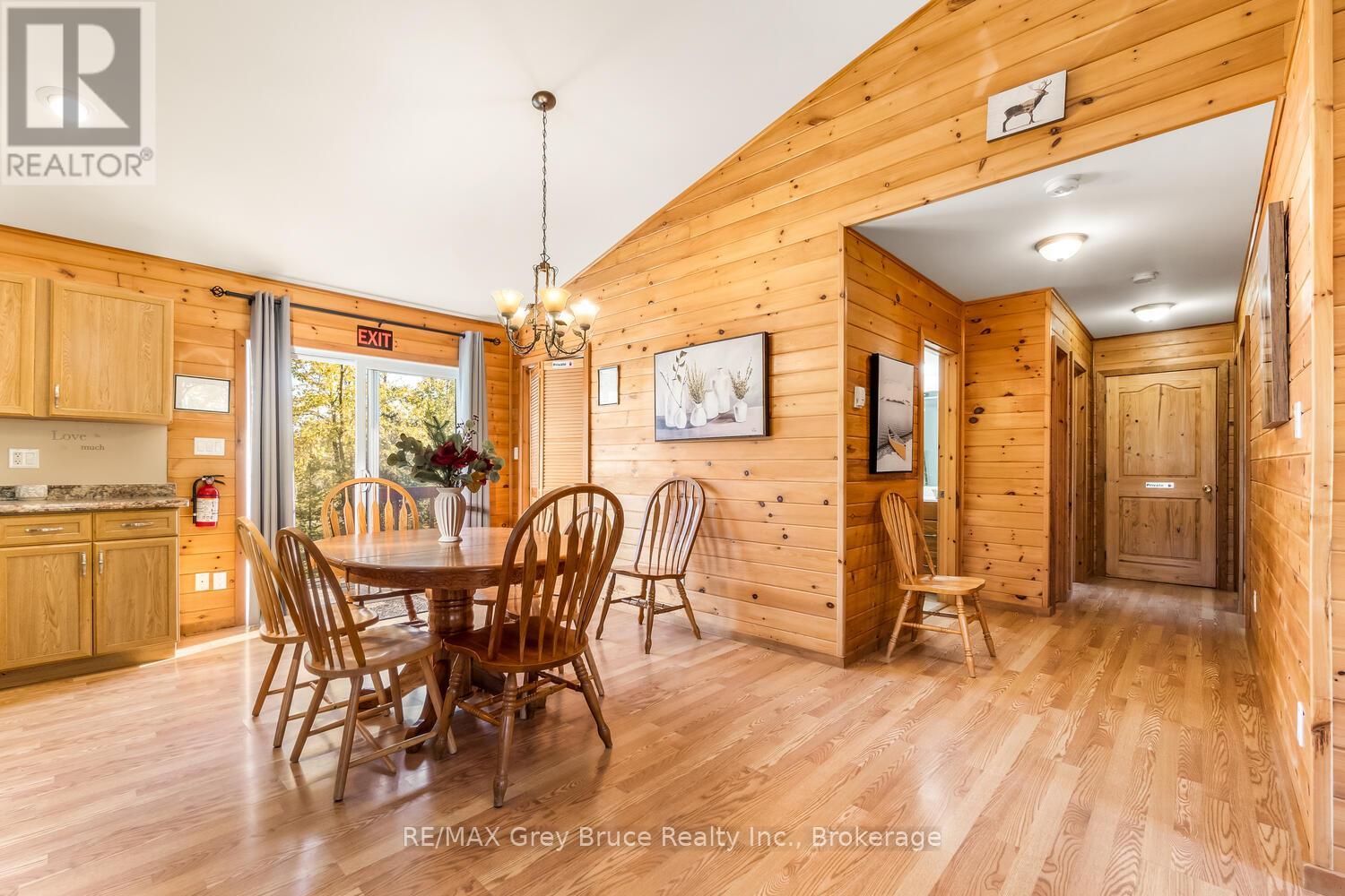 104 Maple Drive, Northern Bruce Peninsula, Ontario  N0H 1Z0 - Photo 17 - X12465894