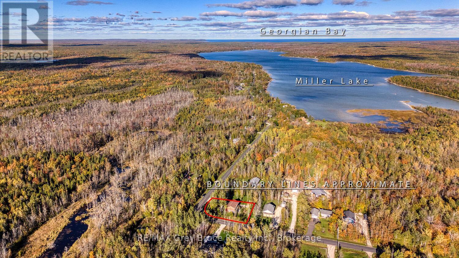 104 Maple Drive, Northern Bruce Peninsula, Ontario  N0H 1Z0 - Photo 2 - X12465894