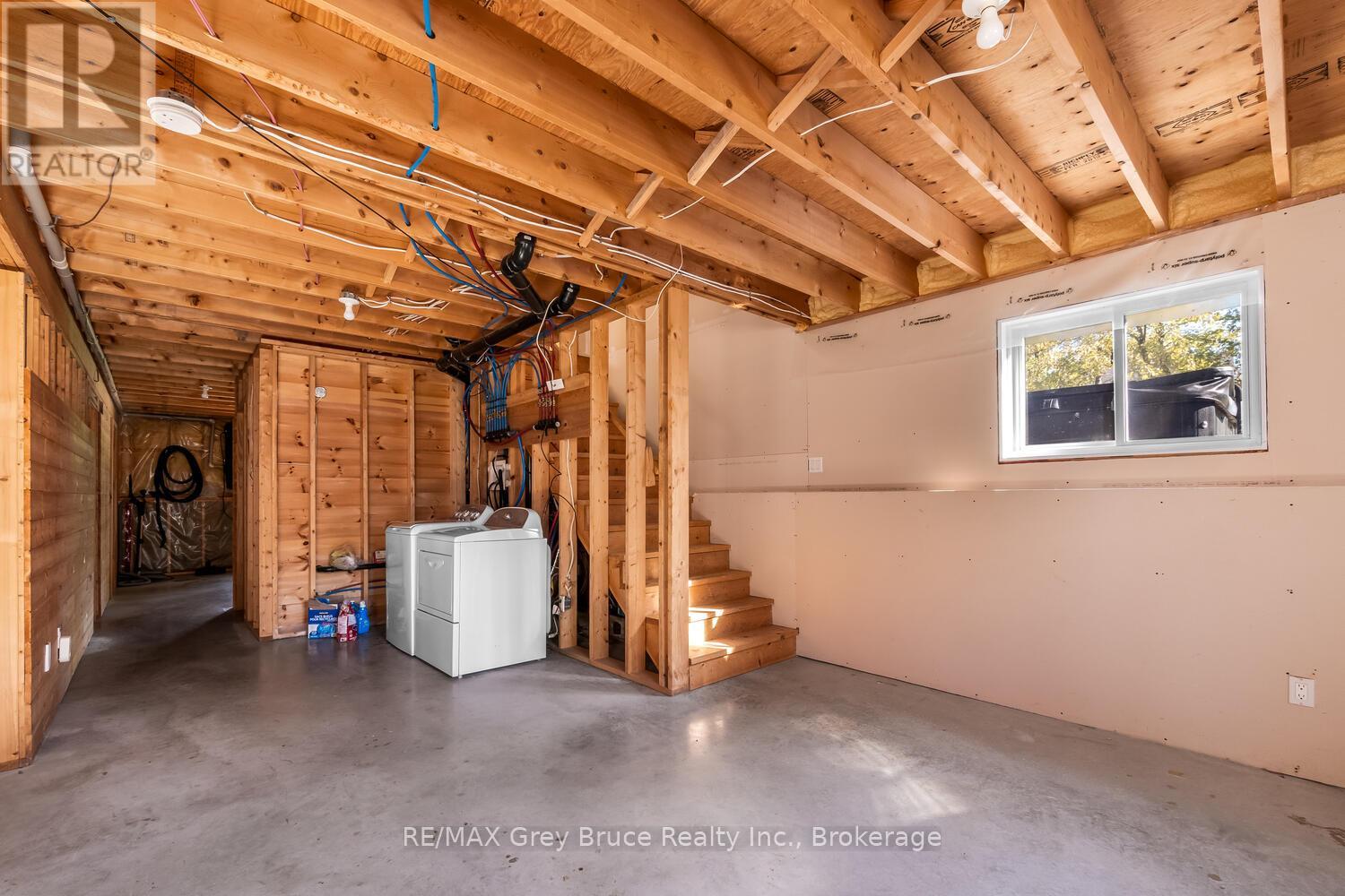 104 Maple Drive, Northern Bruce Peninsula, Ontario  N0H 1Z0 - Photo 26 - X12465894