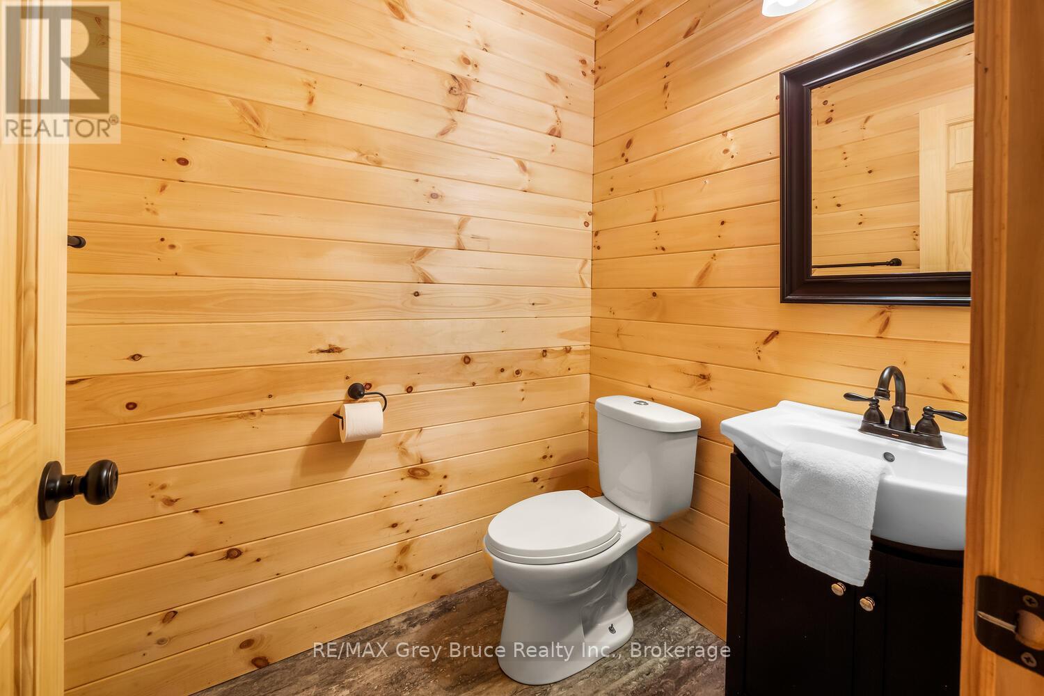 104 Maple Drive, Northern Bruce Peninsula, Ontario  N0H 1Z0 - Photo 30 - X12465894
