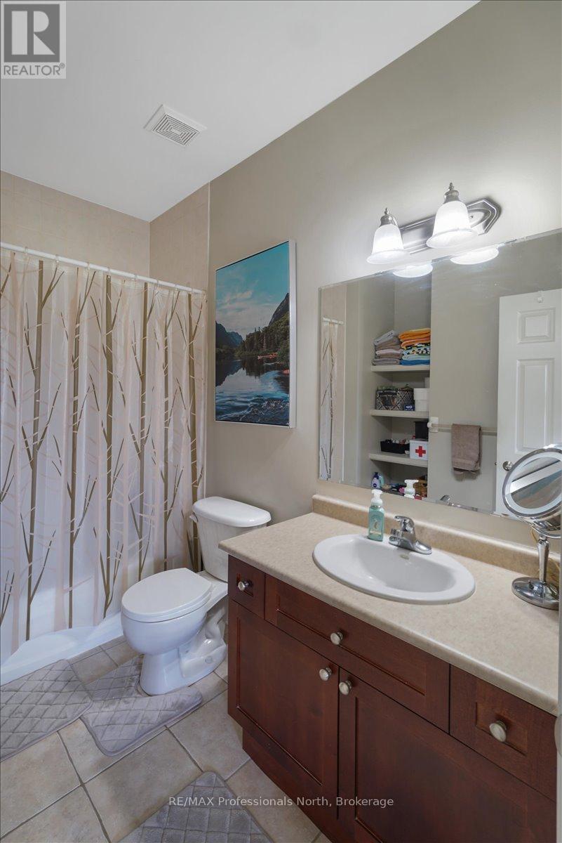 43 Clearbrook Trail, Bracebridge, Ontario  P1L 0A3 - Photo 14 - X12465929
