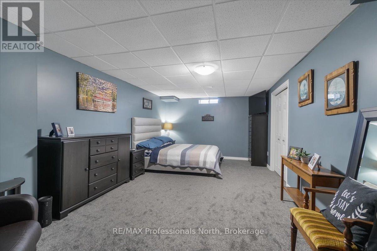 43 Clearbrook Trail, Bracebridge, Ontario  P1L 0A3 - Photo 21 - X12465929