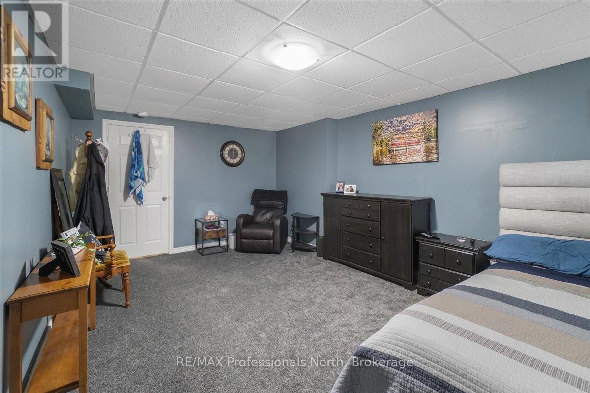 43 Clearbrook Trail, Bracebridge, Ontario  P1L 0A3 - Photo 22 - X12465929