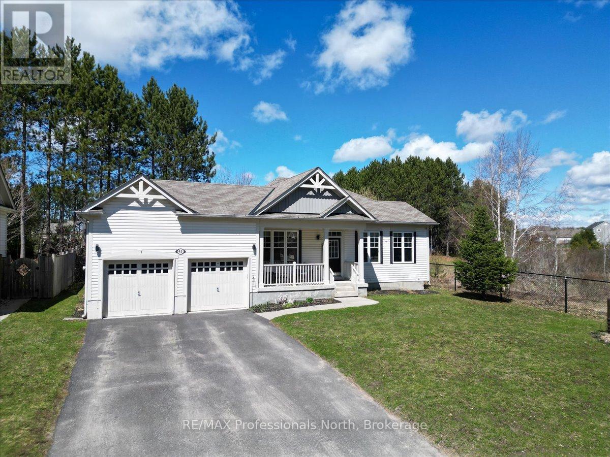 43 Clearbrook Trail, Bracebridge, Ontario  P1L 0A3 - Photo 35 - X12465929