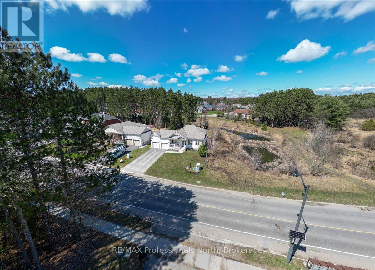 43 Clearbrook Trail, Bracebridge, Ontario  P1L 0A3 - Photo 43 - X12465929
