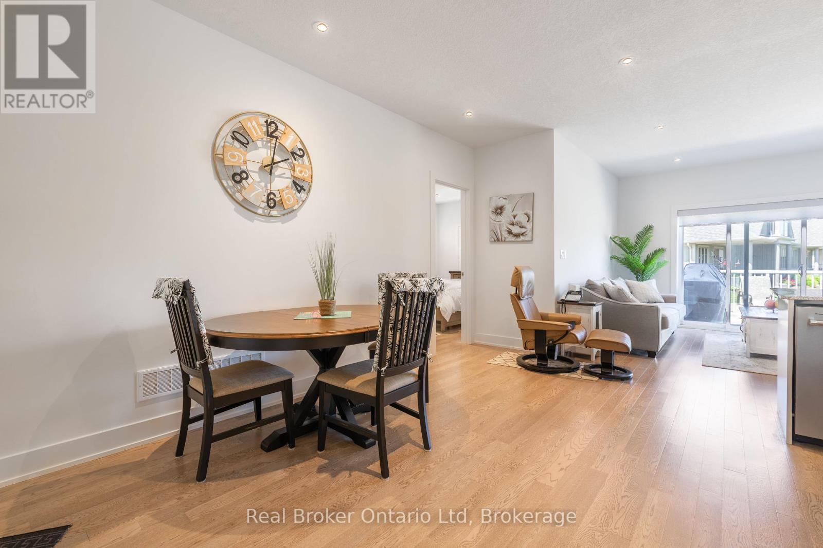 18 - 221 Ironwood Way, Georgian Bluffs, Ontario  N0H 1S0 - Photo 13 - X12465968