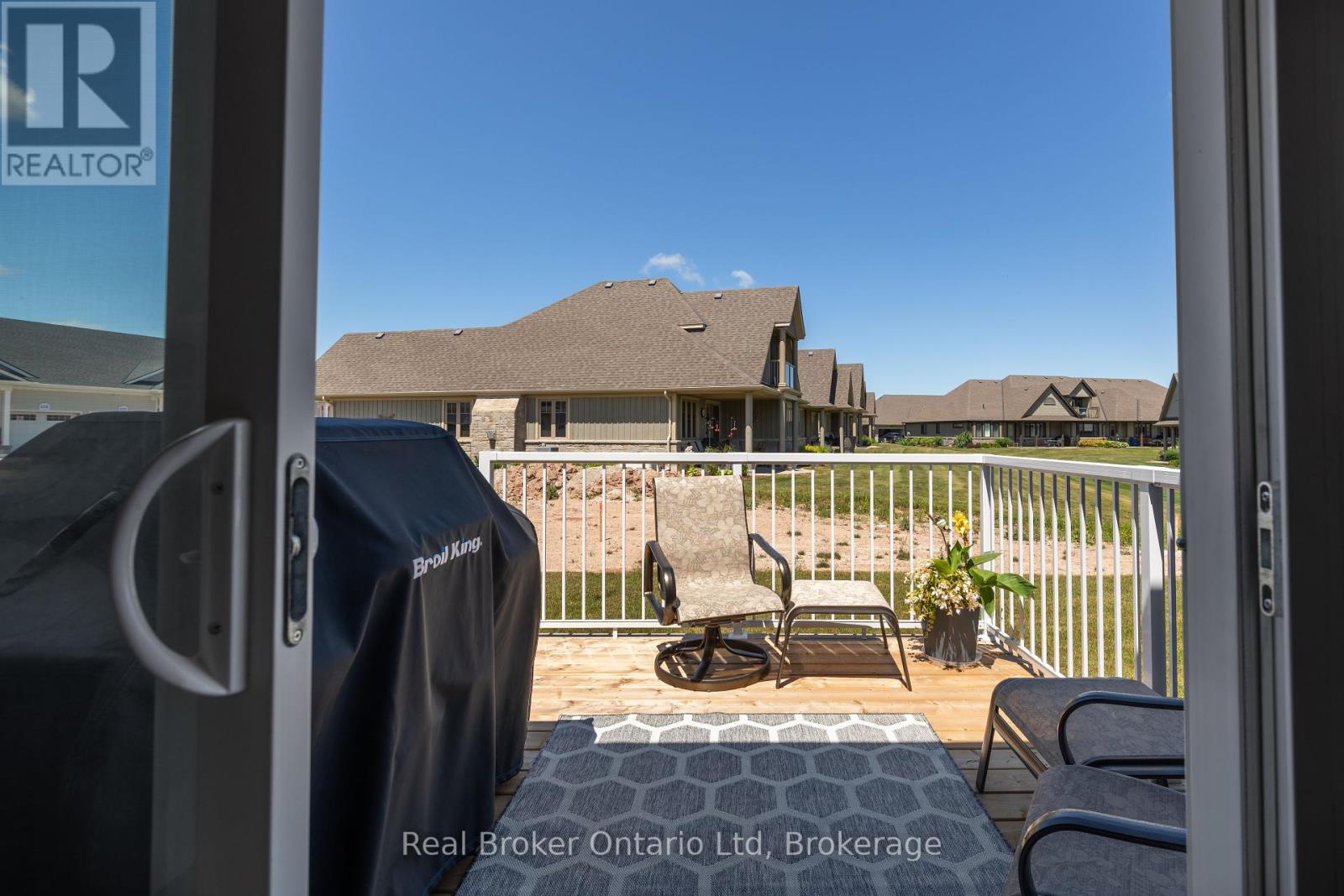 18 - 221 Ironwood Way, Georgian Bluffs, Ontario  N0H 1S0 - Photo 20 - X12465968