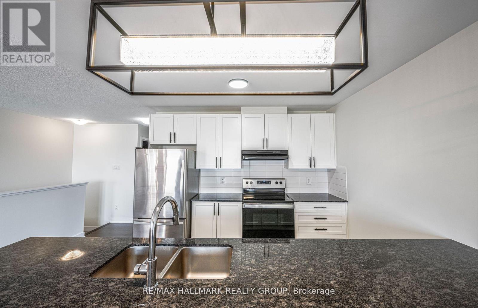 6357 Perth Street, Ottawa, Ontario  K0A 2Z0 - Photo 15 - X12465873