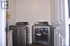 217 Losino Crescent, Ottawa, Ontario  K2S 1B6 - Photo 15 - X12465994