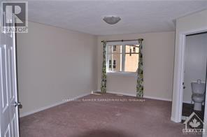 217 Losino Crescent, Ottawa, Ontario  K2S 1B6 - Photo 8 - X12465994