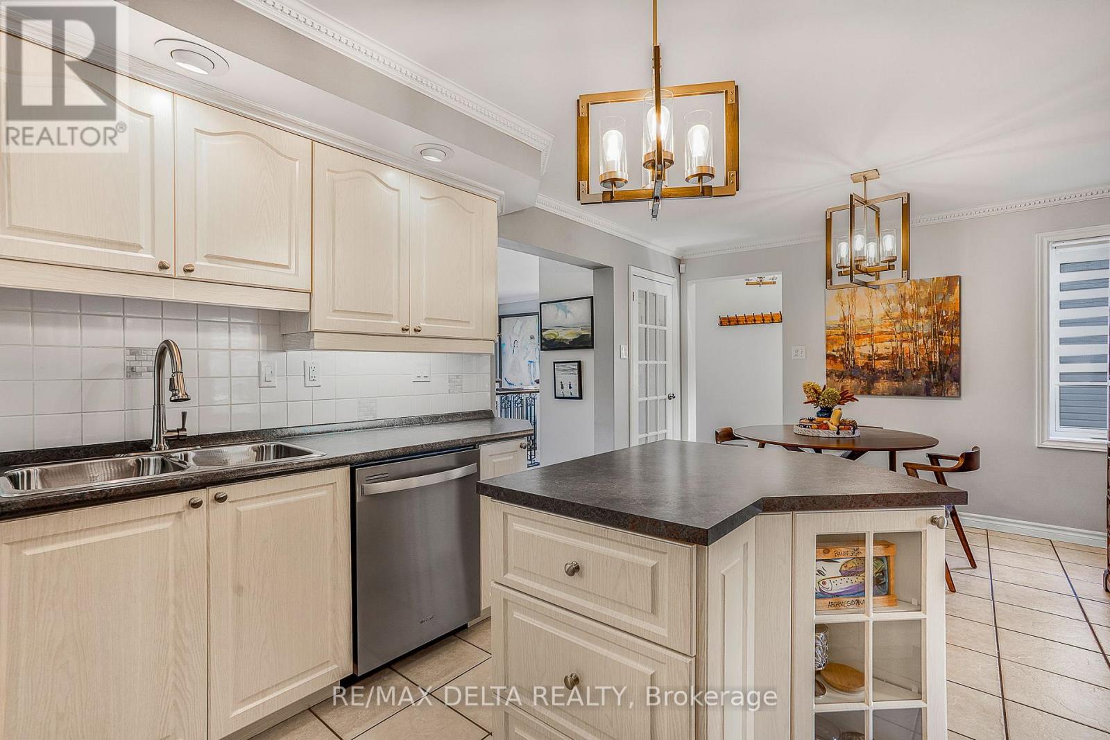 65 Bernard Crescent, Champlain, Ontario  K0B 1K0 - Photo 10 - X12466006