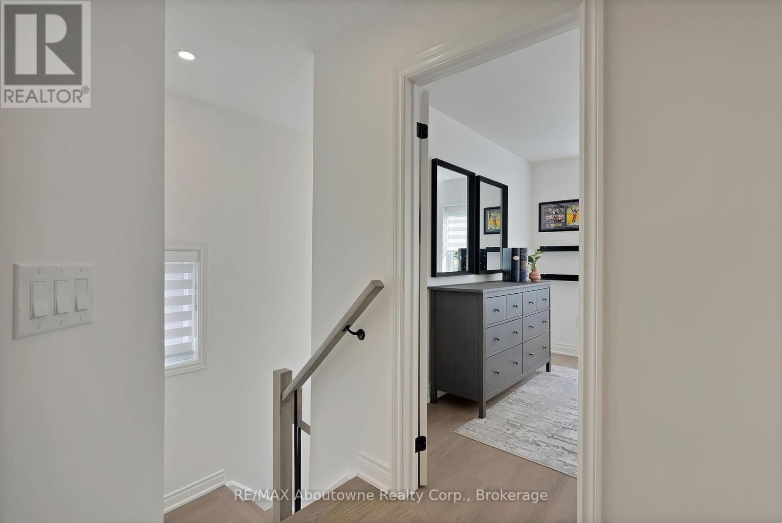 2599 Castle Hill Crescent, Oakville, Ontario  L6H 6J1 - Photo 20 - W12465871